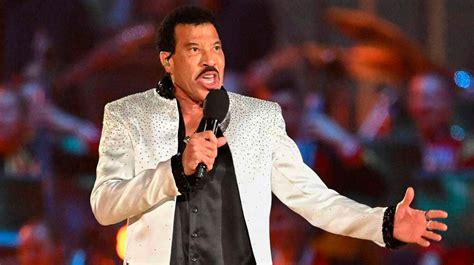 Water And Sex Lionel Richie Reveals Secrets Of His Youthful Looks