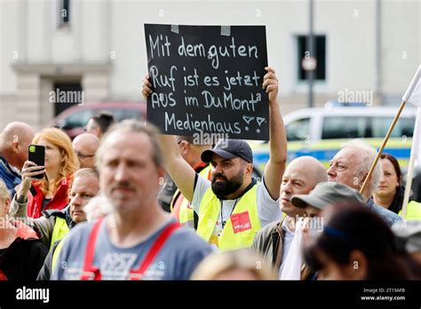 Proteste Vor Dem Neven Dumont Haus In K Ln Ehemalige Mitarbeiter Der