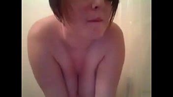 gros seins curvy fille à lunettes camshow XVIDEOS