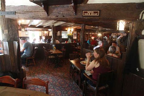 Year Old British Pub Ye Olde Fighting Cocks To Close