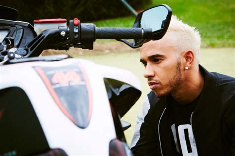 Arriva La MV Agusta Dragster 800 RR Lewis Hamilton Edition Moto