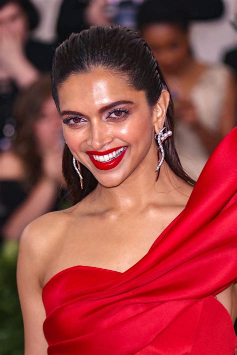 HOLY FUCK Deepika Padukone This Diva Is UNREAL Every Single