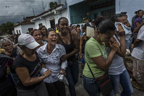 Venezuela: Meridith Kohut Chronicles the Country's Collapse | Time