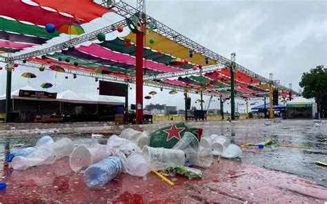 Mais de 20 toneladas de lixo já foram recolhidas durante o Carnaval em