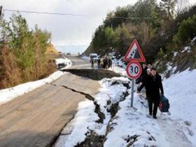 Kastamonu Sahil Yolunda Heyelan Avrupa Postası Avrupa dan Son