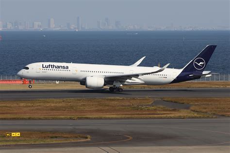 Lufthansa Wird Drittgr Ter Airbus A Kunde Und Nimmt Vier Weitere Jets