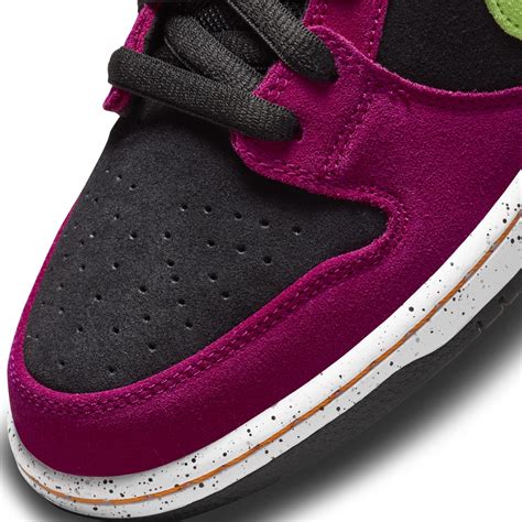 Nike Sb Dunk Low Pro Acg Terra Red Plum Citron Black Taxi Bq