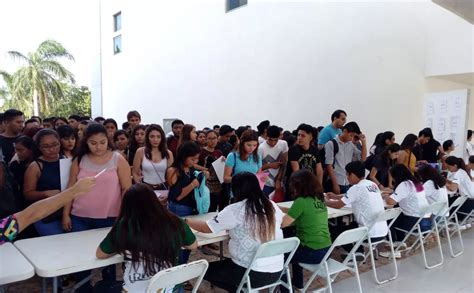 Aspirantes A Licenciatura Presentan Examen En La Uqroo