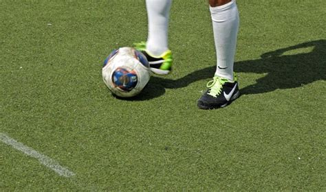 Soccer Training How To Receiving The Ball Properly San Diego Soccer Talk