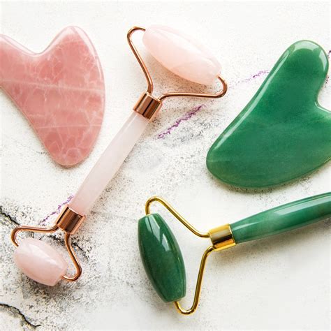 How To Use Jade Rollers And Gua Sha Tools For Face And Body Glamour