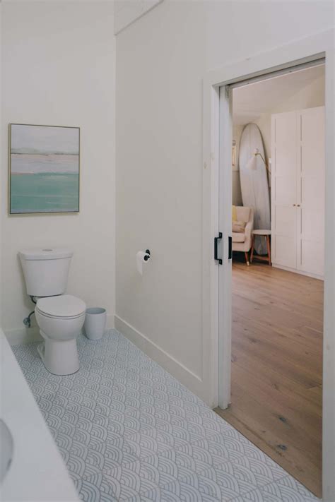 How we converted a garage into a bedroom and bathroom - storytellingco