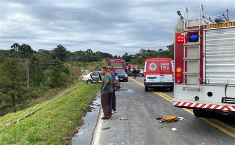 Acidente Entre Quatro Ve Culos Interdita Contorno Norte Em Curitiba