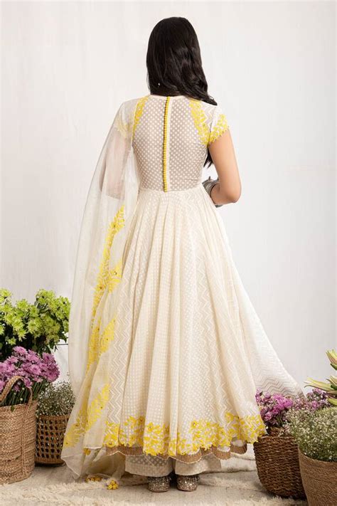 Buy Amrita Thakur White Embroidered Anarkali Lehenga Set Online Aza