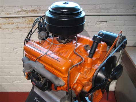 Chevy 350 V8 Small Block Engine