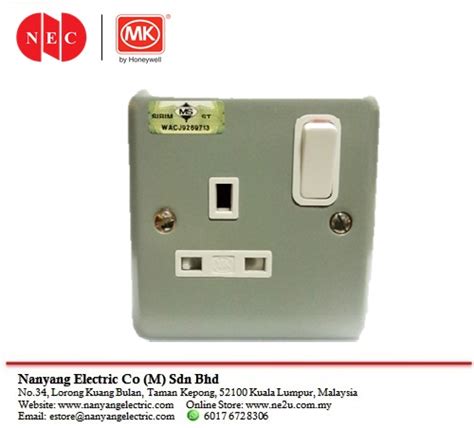 MK K2977 ALM 13A 1Gang Switch Socket Outlet Metalclad Nanyang