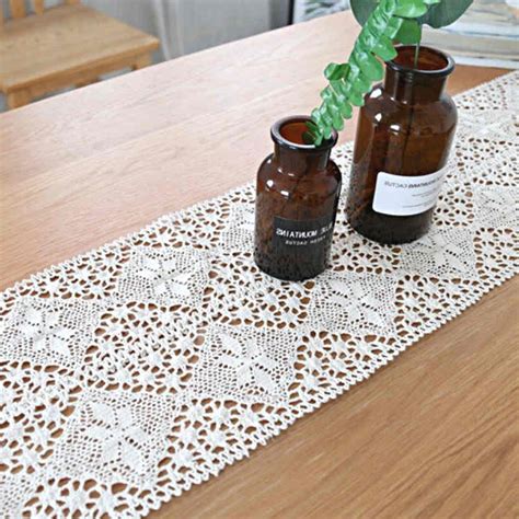 Chemin de Table au Crochet pour Noël Runner Collection