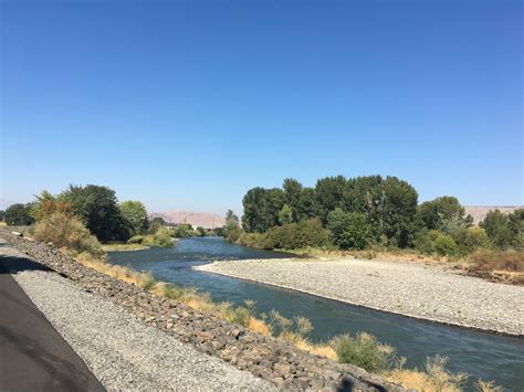 Hikes 30 Minutes from Yakima — Washington Trails Association