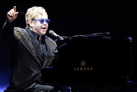 Elton John repasará sus éxitos en la inauguración del Festival de Cap