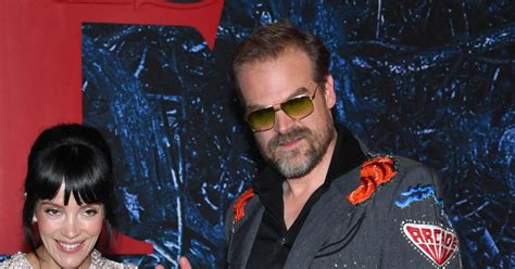 Lily Allen et David Harbour Photocall de la quatrième saison de la