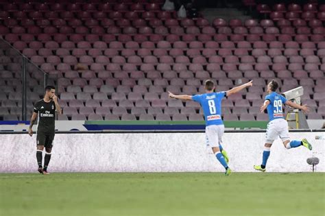 Napoli Bologna Ma Che Gol Ha Fatto Milik Il VIDEO Con La Bellissima