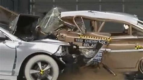 Video Crash Test Automobila Chevrolet Bel Air 1959 Vs Chevy Malibu 2009 Automania Hr