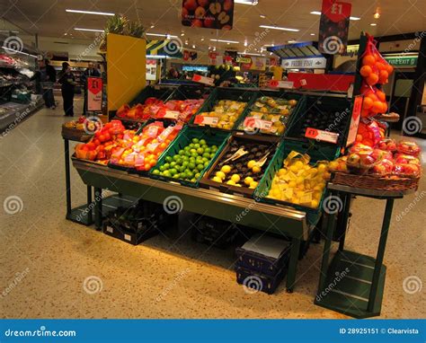 Fruit Display In Supermarket. Editorial Photo - Image: 28925151