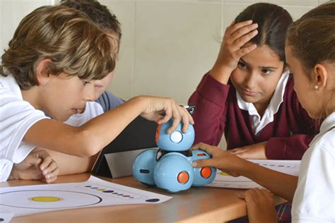 Servicios OBO We Teach Robotics