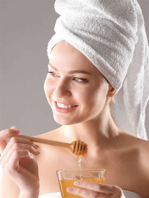 Honey Bath For Glowing And Beautiful Skin