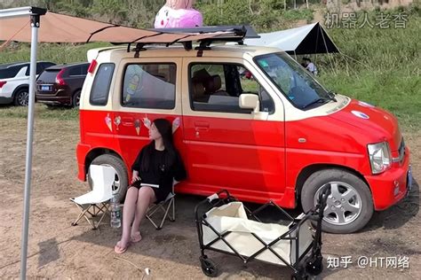 女生小房车来了，北斗星改装露营车旅行，小型mpv打造床车自驾游