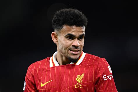 Fichajes de fútbol, en directo | Rumores, traspasos, cesiones, altas y