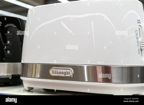 Logo delonghi hi-res stock photography and images - Alamy