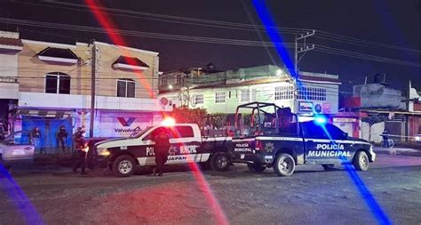 Robo de camioneta desata persecución y balacera en Uruapan