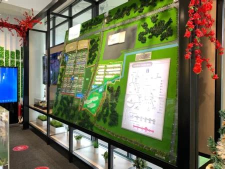 Touchscreen Floor Stand Kiosk For Setia Warisan Tropika Complete