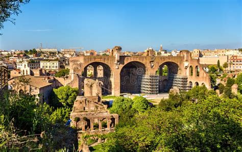 Basilica of Maxentius and Constantine, Ruins in the Roman Forum Stock ...