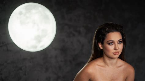 La Luna Piena Di Settembre Cosa Significa Nel Mondo Beauty