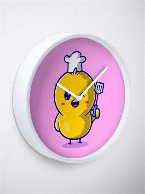 Reloj lindo pollito chef sosteniendo espátula dibujos animados vector