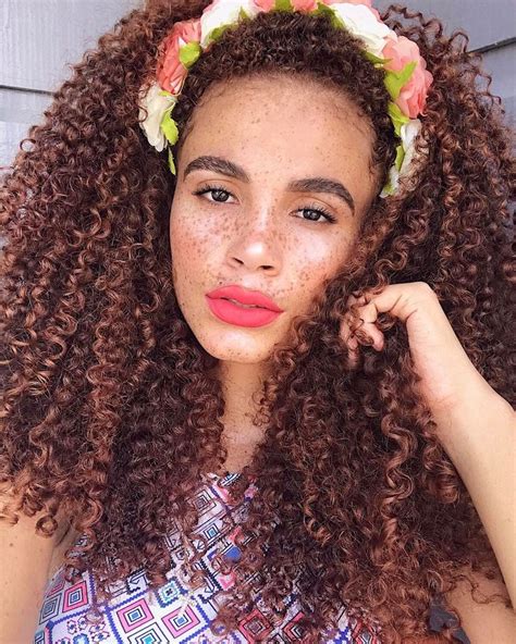 17 Insanely Stunning People Who Prove Freckles Are Really Beautiful