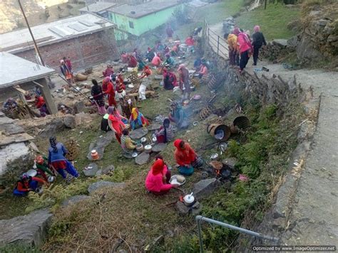 कालीमठ घाटी के जाल मल्ला में जाखराजा मन्दिर का जीर्णोद्धार कार्य भूमि पूजन के साथ शुरू लक्ष्मण