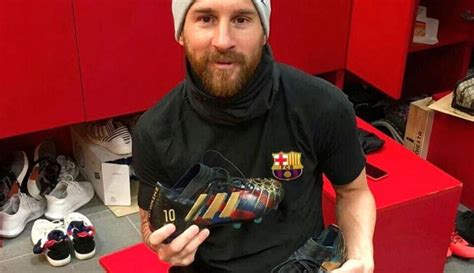 Los Nuevos Zapatos Personalizados De Lionel Messi Ovación 09 01