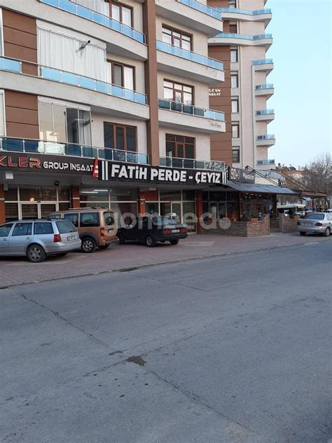 KONYA AHMET ÖZCAN CADDESİNDE SATILIK 3 1 DAİRE