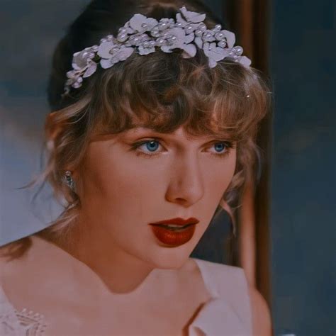 Taylor Swift Evermore | Taylor swift, Taylor, Celebrities