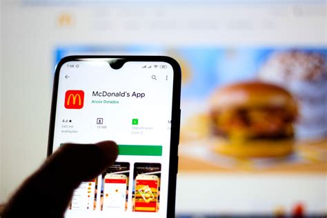 Mcdonalds Class Action Lawsuit Claims Customers Placing App Orders May Be Charged Twice Top