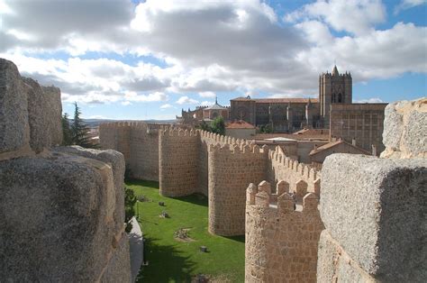 15 Best Things to Do in Ávila (Spain) - The Crazy Tourist