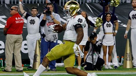 Notre Dame Rallies To Edge South Carolina In Taxslayer Gator Bowl