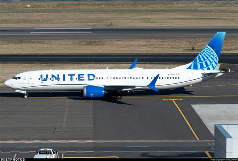 N37531 Boeing 737 9 Max United Airlines Craig Littleton Jetphotos