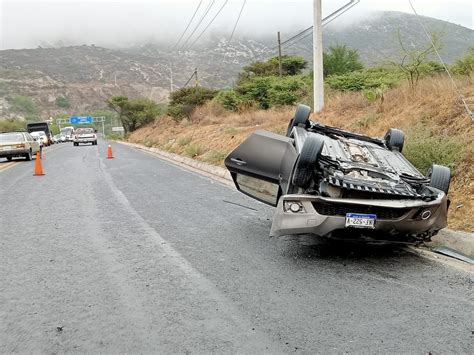 Aparatosa Volcadura Sufri Un Automovilista Noticias De Quer Taro