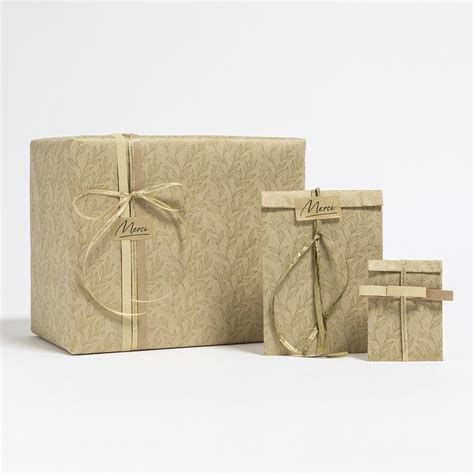 ajoute une touche magique  ton cadeau avec  elegant emballage cadeau