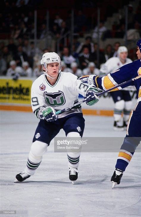 Robert Petrovicky Nhl Hockey Players Hockey Players Hartford Whalers