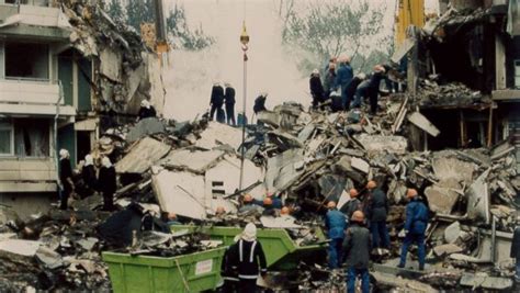 Bijlmerramp 25 Jaar Later Herdenking Stille Tocht En Kranslegging At5