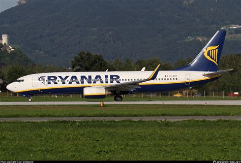 EI DCY Ryanair Boeing 737 8AS WL Photo By Karl Dittlbacher ID 411161